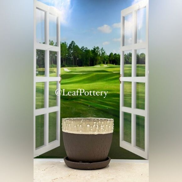 Cafe Noir (SM) Brown/Beige Clay/Concrete Planter Pot with Saucer Attached - Picture 3 of 8